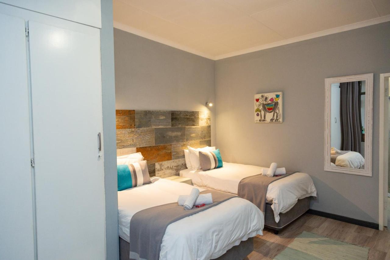 Glen Maine Guest House Pretoria-Noord エクステリア 写真