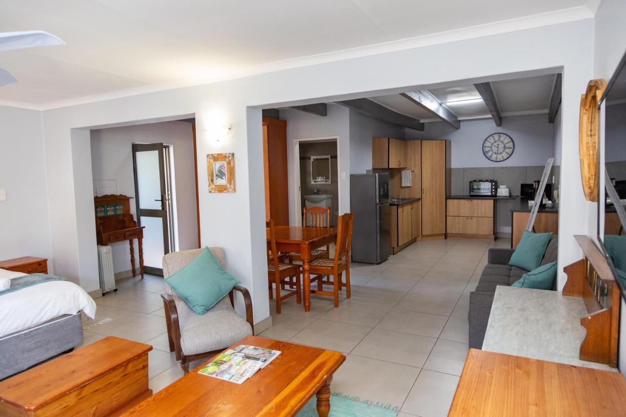 Glen Maine Guest House Pretoria-Noord エクステリア 写真